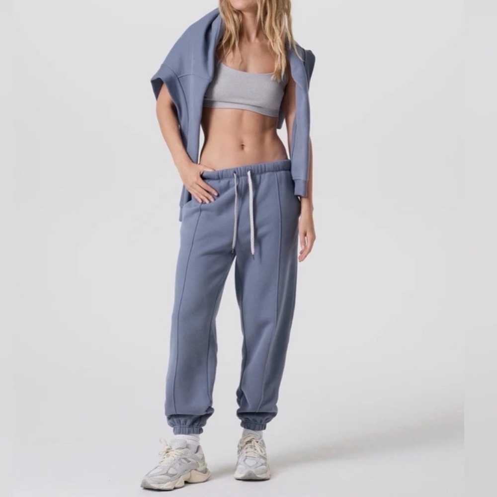 Restore blue sweat pants small